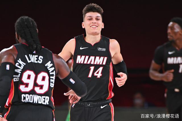 陳威果斷出 陳威果斷出