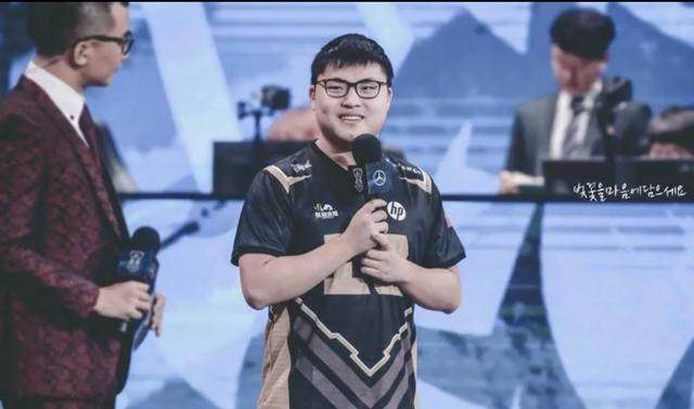 以爆炸性的